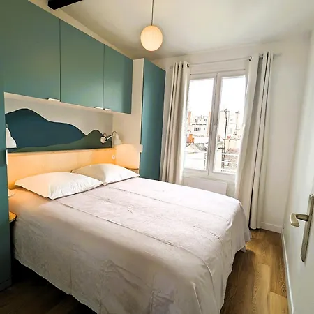 Sur Les Toits De - Marais Apartment *